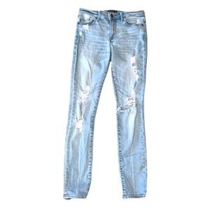 Abercrombie & Fitch Ripped Light Wash Skinny Jeans